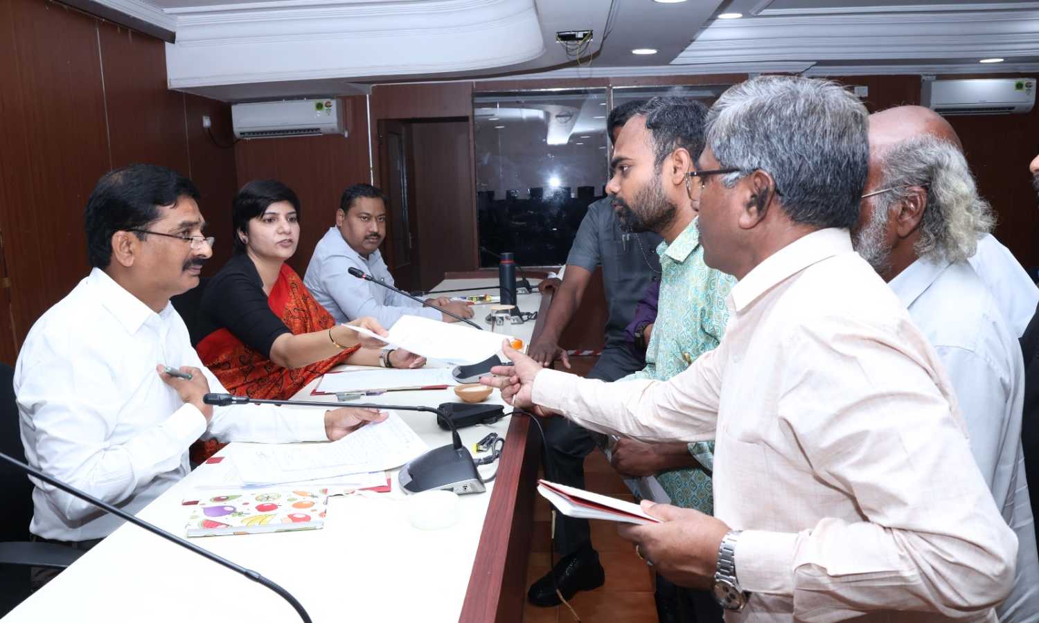 Prajavani Showcause Notices