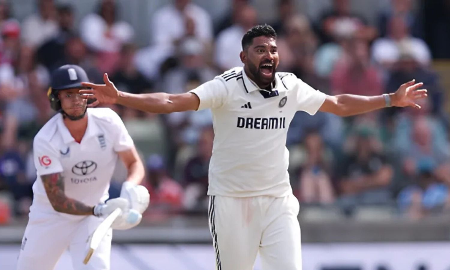Siraj Six Wicket